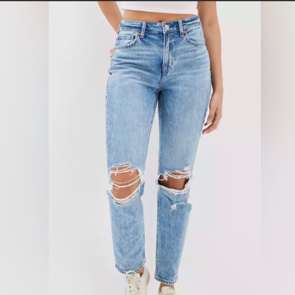 American Eagle Mom Jean